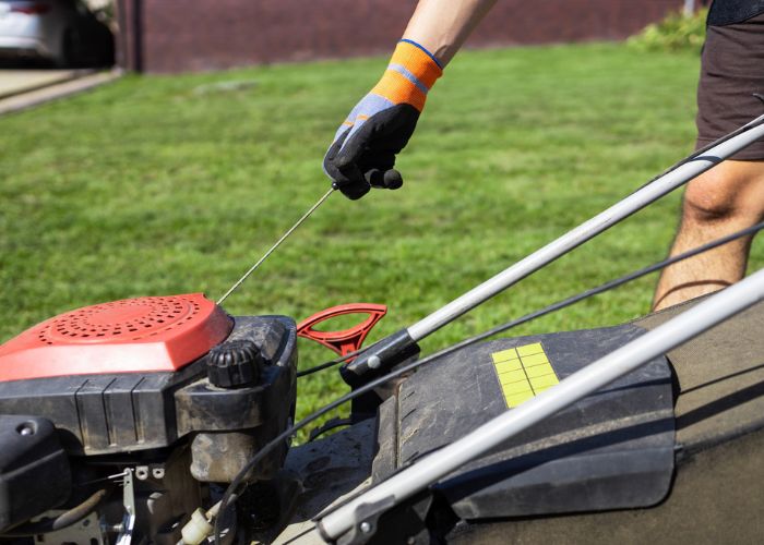 how to prime a lawn mower without primer bulb